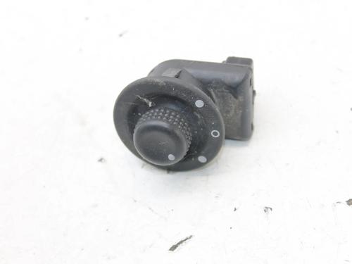 Used Mirror switch Mirror switch OPEL MOVANO B Van (X62) 2.3 CDTI FWD (FV) (131 hp) 39818860 39818860