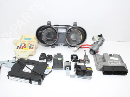 Used Electronic module Electronic module HYUNDAI ix35 (LM, EL, ELH) 2.0 CRDi 4WD (136 hp) 39817955 39817955