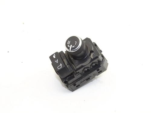 Mando retrovisor Mando retrovisor TOYOTA YARIS (_P21_, _PA1_, _PH1_) 1.6 GR 4WD (GXPA16) (261 hp) 39792274 39792274