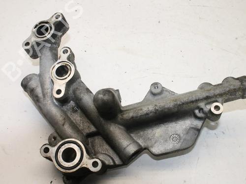Used Oil radiator Oil radiator TOYOTA COROLLA Verso (ZER_, ZZE12_, R1_) 2.2 D-4D (AUR10_, AUR10R) (177 hp) 39785684 39785684