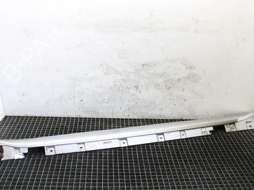 Højre sidekjole Højre sidekjole BMW 7 (F01, F02, F03, F04) 730 d (245 hp) 39793508 39793508