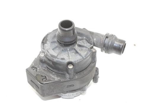 Used Auxiliary water pump Auxiliary water pump BMW 3 (F30, F80) 330 e (252 hp) 39807380 39807380