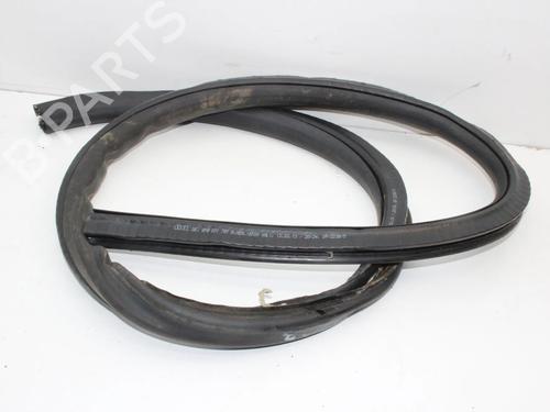rubber-door-seal-audi-a5-convertible-8f7-2009-2010-2011-2012-2013-2014-2015-2016-2017-39769273 main image