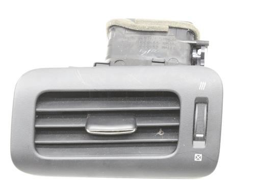 Difusor / Saída de ar Difusor / Saída de ar LEXUS LS (_F4_) 600h AWD (UVF45, UVF46) (394 hp) 39875177 39875177
