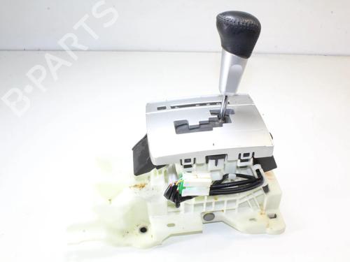 Used Gear lever Gear lever MITSUBISHI LANCER VIII (CY_A, CZ_A) 1.8 (CY3A, CY6A) (143 hp) 39865734 39865734