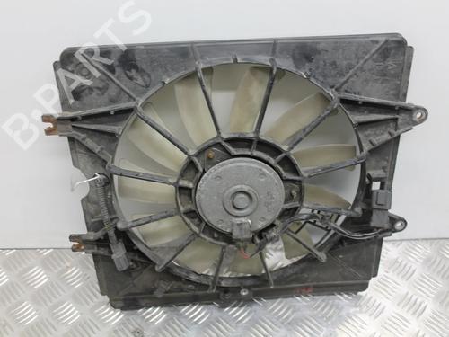 Used Radiator fan Radiator fan MERCEDES-BENZ C-CLASS (W205) C 250 BlueTEC / d (205.008, 205.006) (204 hp) 39880068 39880068