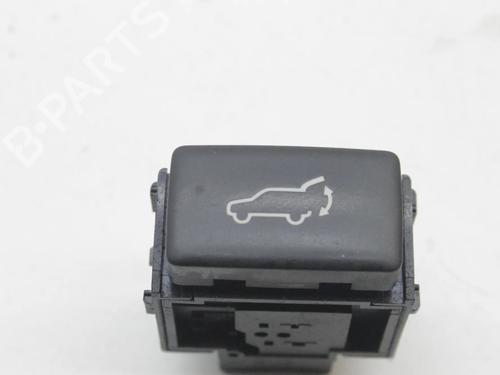 Used Switch Switch SUBARU FORESTER (SJ_) 2.0 D AWD (SJD) (147 hp) 39799412 39799412