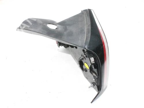 Left taillight TESLA MODEL Y (5YJY) Long Range All-wheel Drive | BP39860004C34 - Image 2
