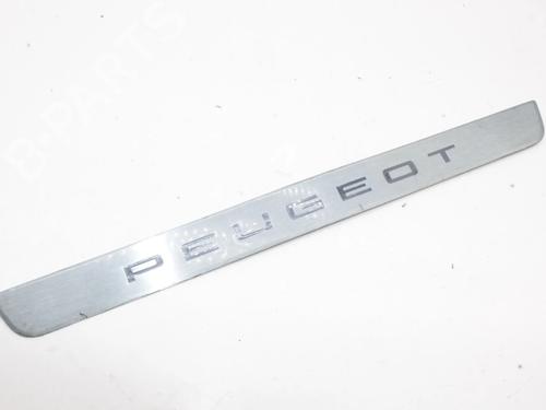 Used Step Step PEUGEOT 2008 II (UD_, US_, UY_, UJ_, UR_, UC_) 1.2 PureTech 130 (USHNS, URHNS) (130 hp) 39777857 39777857