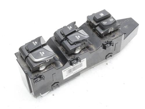 Used Right front window switch Right front window switch HYUNDAI SANTA FÉ III (DM, DMA) 2.2 CRDi 4WD (197 hp) 39865958 39865958