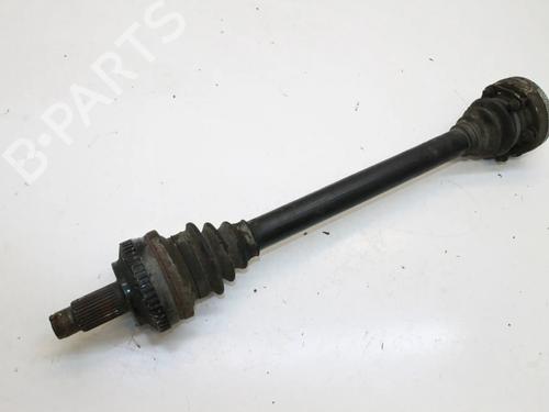 Drivaksel bak venstre Drivaksel bak venstre BMW 3 Convertible (E46) 330 Ci (231 hp) 39858615 39858615