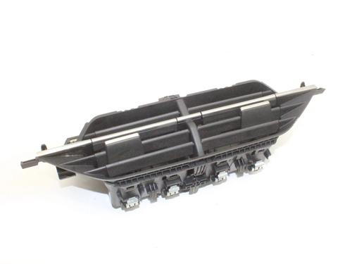 Used Air vent Air vent PEUGEOT 208 II (UB_, UP_, UW_, UJ_) 1.2 PureTech 130 (131 hp) 39804314 39804314