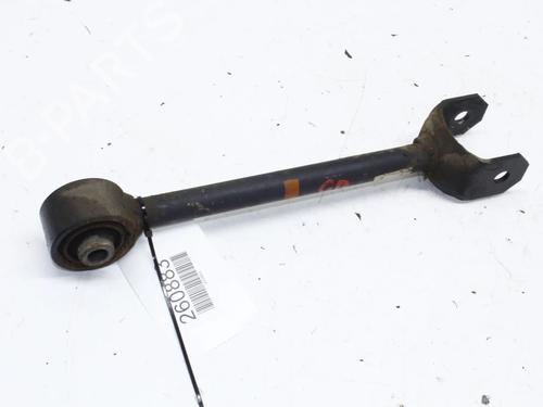 Used Right rear suspension arm Right rear suspension arm TOYOTA YARIS (_P21_, _PA1_, _PH1_) 1.6 GR 4WD (GXPA16) (261 hp) 39806001 39806001