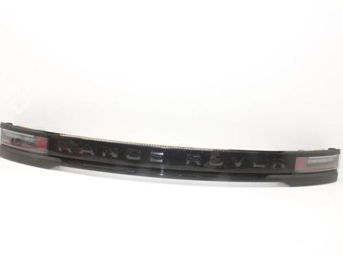 Used Rear center light Rear center light LAND ROVER RANGE ROVER VELAR (L560) 3.0 P400 MHEV 4x4 (400 hp) 39820628 39820628