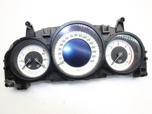 instrument-cluster-mercedes-benz-c-class-w204-2007-2008-2009-2010-2011-2012-2013-2014-2015-39813089 main image