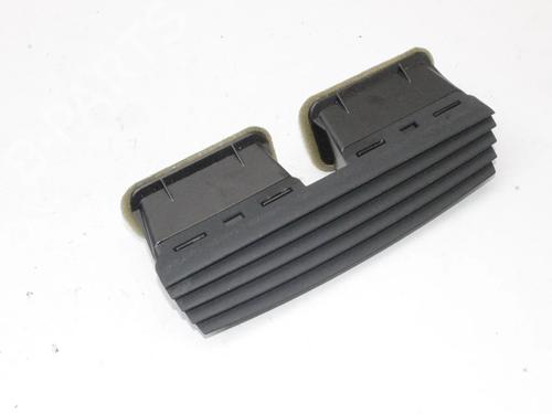 air-vent-mercedes-benz-s-class-w221-v221-2005-2006-2007-2008-2009-2010-2011-2012-2013-39781386 main image