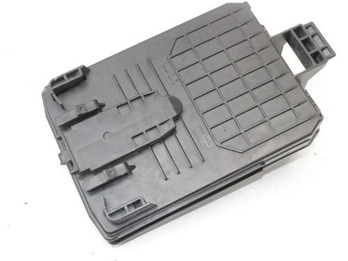 Fuse box INFINITI Q50 50 D | BP39858734E1 - Image 2