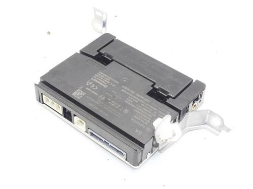 Used Electronic module Electronic module TOYOTA YARIS (_P21_, _PA1_, _PH1_) 1.6 GR 4WD (GXPA16) (261 hp) 39834906 39834906