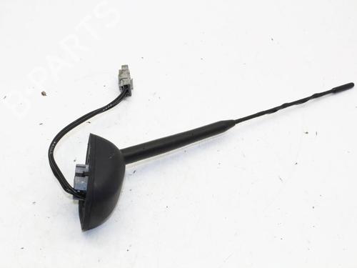 Used Antenna/Base Antenna/Base SUZUKI SX4 S-Cross (JY) 1.4 Hybrid (Mild Hybrid) (AKK 414) (129 hp) 39835988 39835988