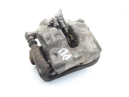 Used Right front brake caliper Right front brake caliper MERCEDES-BENZ E-CLASS (W212) E 200 CDI / BlueTEC (212.005, 212.006) (136 hp) 40520421 40520421