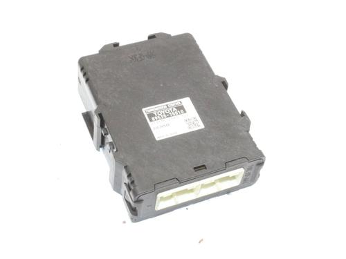 gearbox-control-unit-toyota-auris-_e15_-2006-2007-2008-2009-2010-2011-2012-2013-39771181 main image