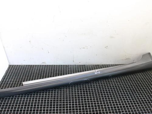 Venstre sidekjole Venstre sidekjole MASERATI QUATTROPORTE VI 3.0 D (275 hp) 39878466 39878466