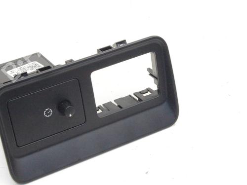 Switch LAND ROVER DISCOVERY SPORT (L550) 2.0 D 4x4 | BP39828720I30 - Image 3