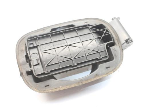 Tapa exterior combustible Tapa exterior combustible AUDI A6 C6 (4F2) 2.0 TDI (136 hp) 39835137 39835137