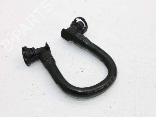 pipe-nissan-nv300-van-x82-2016-39786227 main image