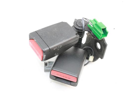 Used Rear center seatbelt Rear center seatbelt LAND ROVER RANGE ROVER EVOQUE (L538) 2.2 D (150 hp) 39839691 39839691
