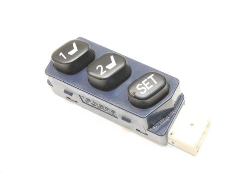 Used Switch Switch LEXUS RX (_U3_) 300 (MCU35_, MCU35R) (204 hp) 39795841 39795841