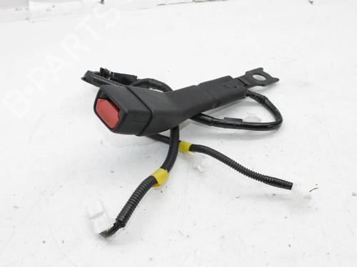 Engate do cinto Engate do cinto LEXUS IS III (_E3_) 300h (AVE30_, AVE30R) (223 hp) 39803133 39803133