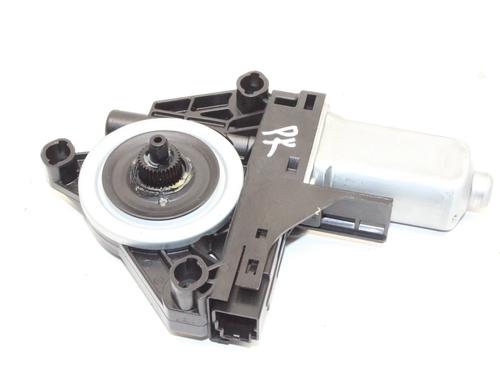 Left front window motor VOLVO V60 I (155) D4 | BP39859473E21 - Image 2