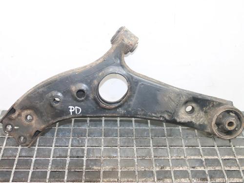 Used Right front suspension arm Right front suspension arm KIA SORENTO II (XM) 2.2 CRDi (197 hp) 39826620 39826620