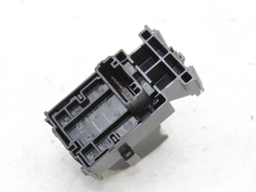 Left rear window switch TOYOTA COROLLA Hatchback (_E21_, _EA1_, _EH1_) 1.8 Hybrid (ZWE211, ZWE219) | BP39790928I29 - Image 2