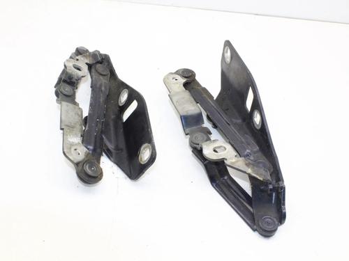 Used Hinge/Door check strap Hinge/Door check strap AUDI TT (8J3) 3.2 V6 quattro (250 hp) 39811609 39811609