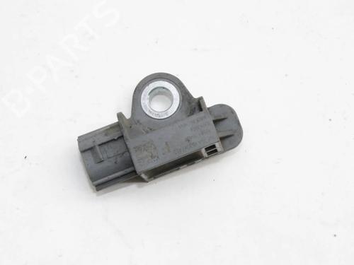Used Electronic sensor Electronic sensor VW TOUAREG (7LA, 7L6, 7L7) 3.0 V6 TDI (240 hp) 39821079 39821079