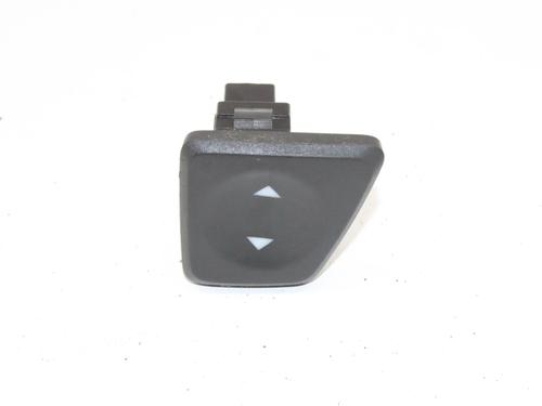 Used Switch Switch FIAT 500 C (312_) 1.2 (312CXA1A, 312AXA1A) (69 hp) 39796553 39796553