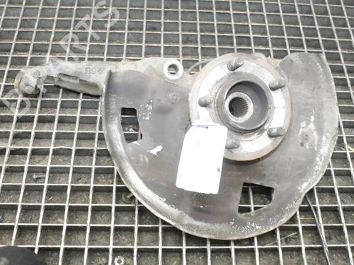 Used Left front steering knuckle Left front steering knuckle LAND ROVER DISCOVERY IV (L319) 3.0 TD 4x4 (245 hp) 39873848 39873848