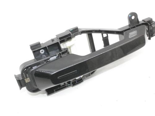 Used Front left exterior door handle Front left exterior door handle POLESTAR POLESTAR 2 (534) EV (408 hp) 39878198 39878198
