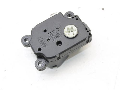 Electronic module JAGUAR XE (X760) 2.0 D | BP39832776M83 - Image 2