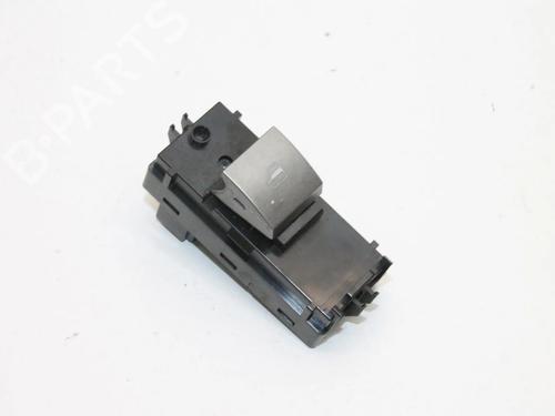 Used Switch Switch VW PHAETON (3D1, 3D2, 3D3, 3D4, 3D6, 3D7, 3D8, 3D9) 3.0 V6 TDI 4motion (240 hp) 39834562 39834562