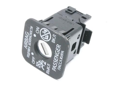 switch-toyota-yaris-_p13_-2010-2011-2012-2013-2014-2015-2016-2017-2018-2019-2020-39785824 main image