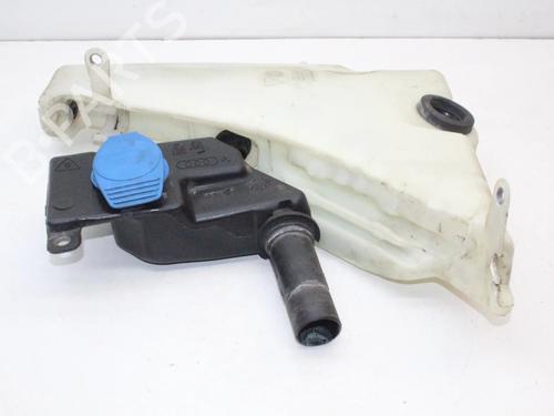 Used Windscreen washer tank Windscreen washer tank AUDI A4 B8 (8K2) 2.0 TDI (136 hp) 39797448 39797448