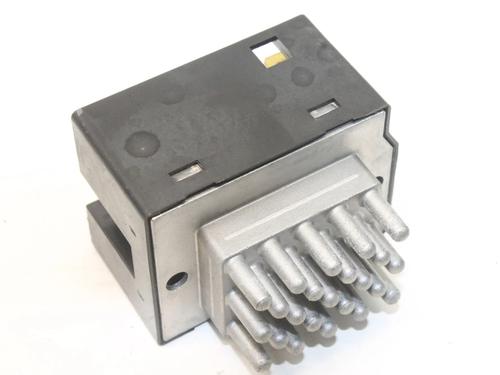 Used Heater resistor Heater resistor KIA SOUL II (PS) EV Electric (110 hp) 39875724 39875724