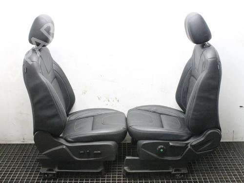 Seats set FORD KUGA II (DM2) 2.0 TDCi 4x4 | BP39863588C78 - Image 4