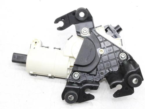 Used Electronic module Electronic module PEUGEOT 3008 II SUV (MC_, MR_, MJ_, M4_) 1.2 THP/ PureTech 130 (MRHNSM, MRHNSU, MRHNSJ, MRHNYW,... (131 hp) 39781579 39781579