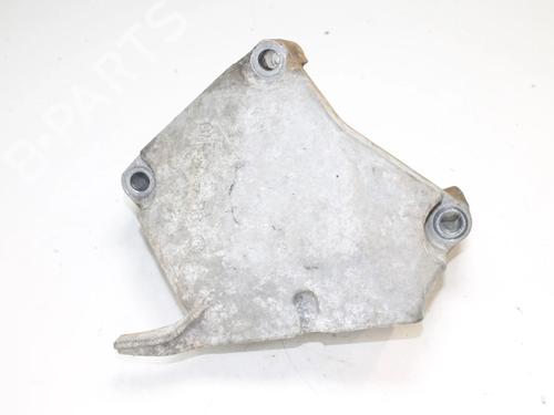 Used Engine mount Engine mount OPEL ZAFIRA TOURER C (P12) 1.4 (75) (140 hp) 39824792 39824792