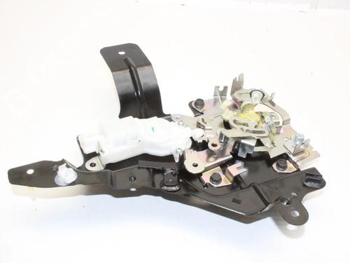 rear-left-lock-nissan-nv200-van-2010-39773481 main image