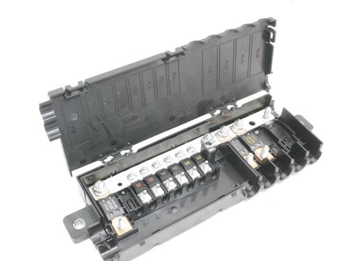 Fuse box JAGUAR XE (X760) 2.0 D | BP39832393E1 - Image 3